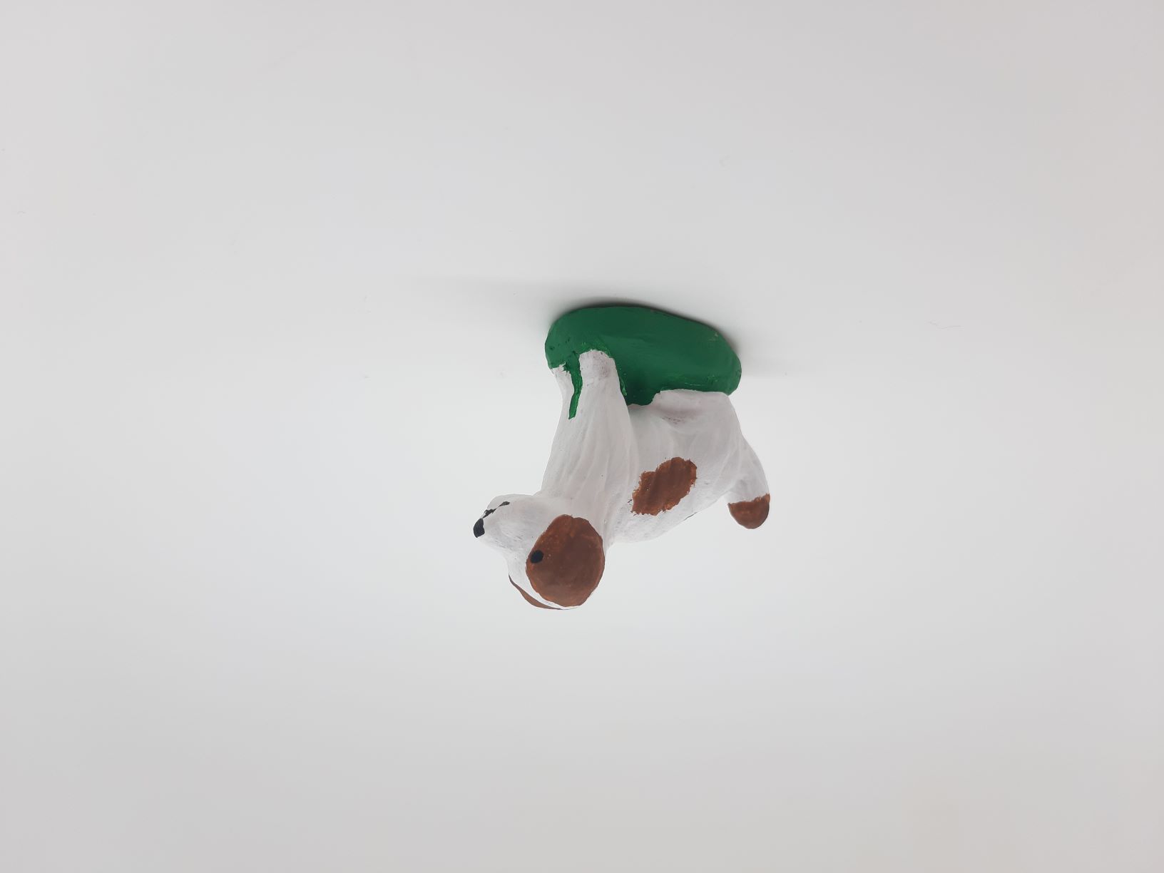 Chien assis - Epagneul marron